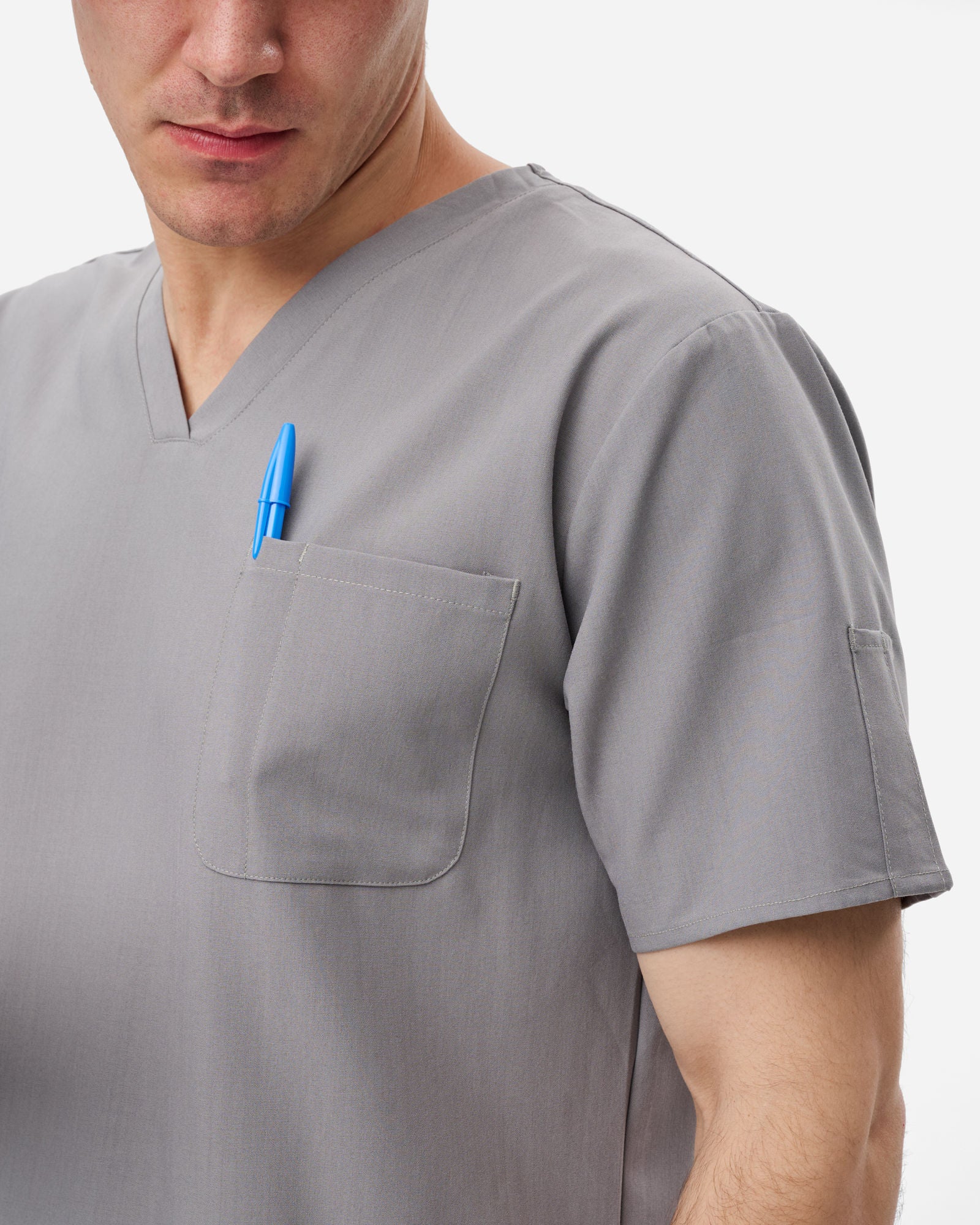 Mens 3-Pocket Scrub Top | P200