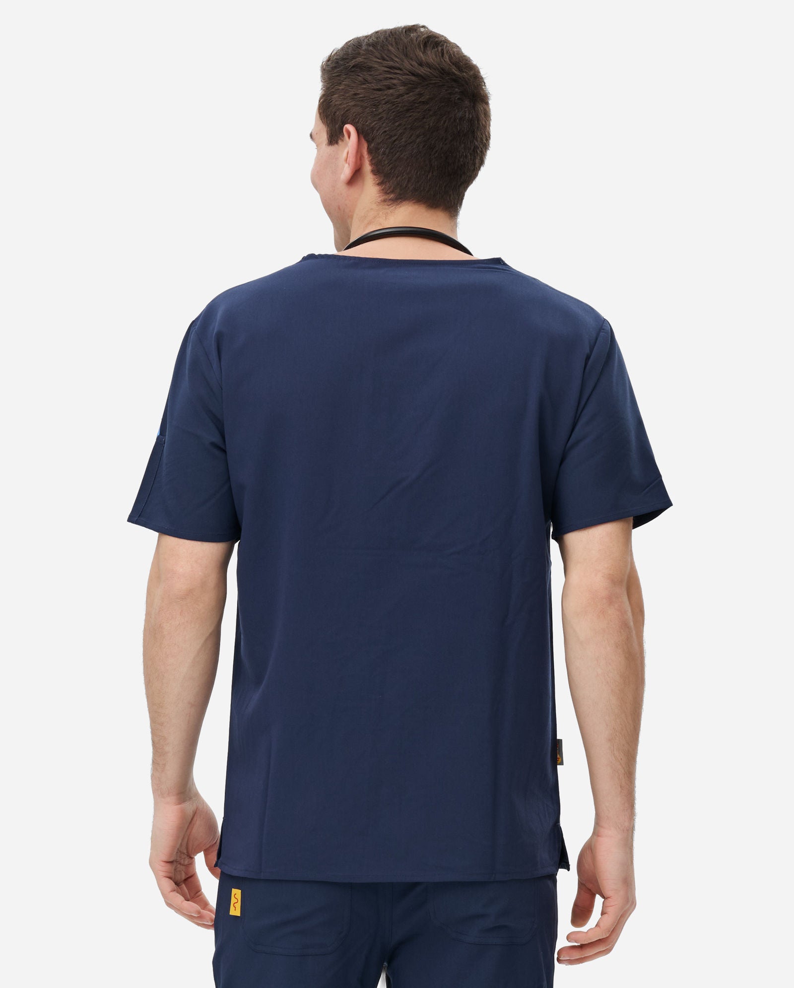 Mens 3-Pocket Scrub Top | P200