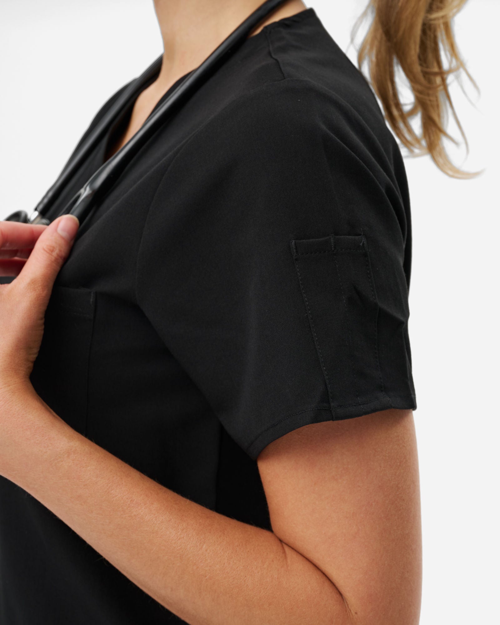 Womens 3-Pocket Scrub Top | P600