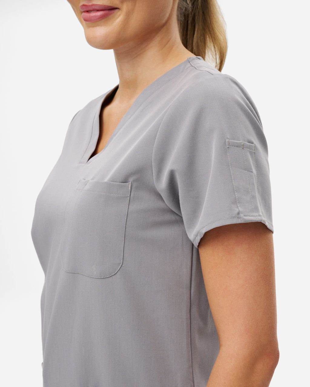 Womens 3-Pocket Scrub Top | P600