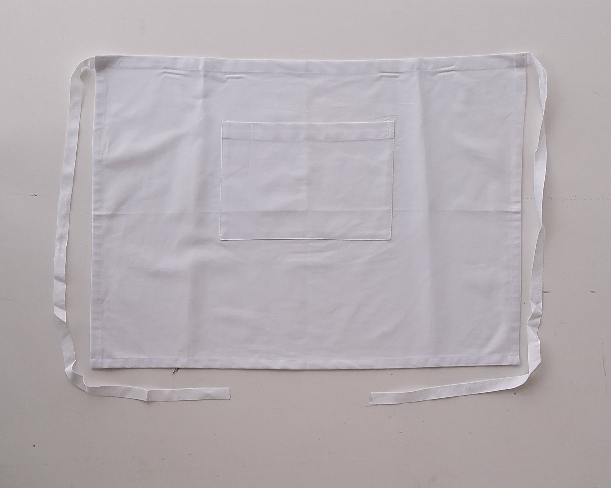 Cotton Drill Three Quarter Apron -With Pocket | WA0391